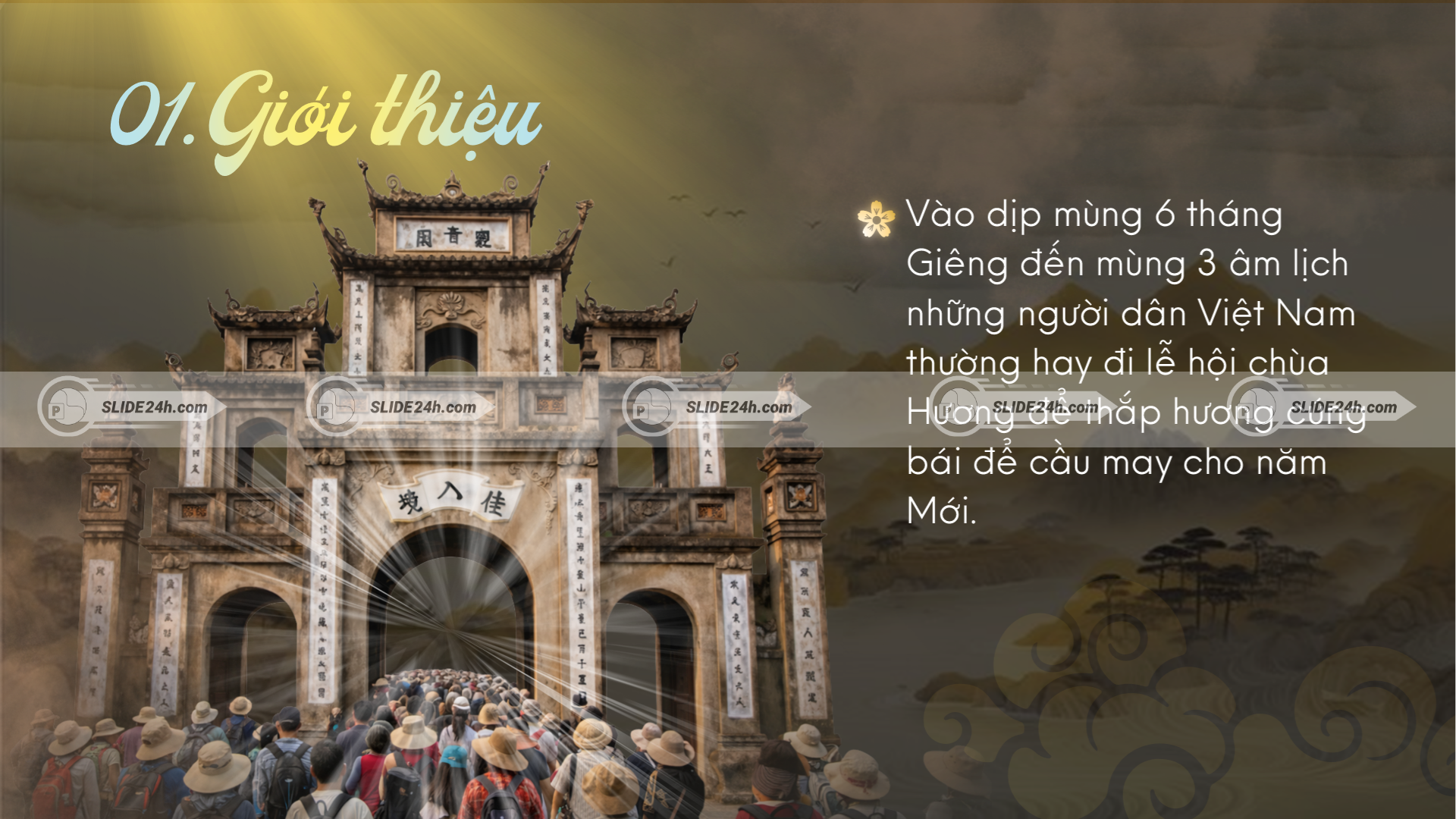 du khách hành hương về lễ hội chùa hương đầu năm mới