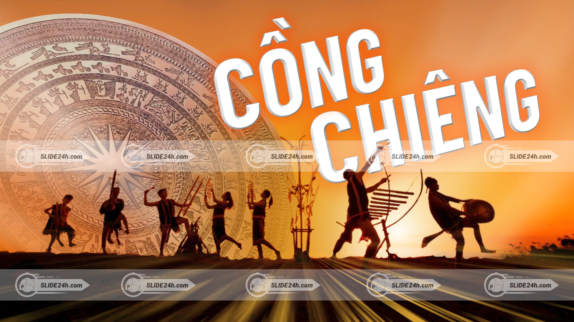 không gian văn hóa cồng chiêng tây nguyên với người dân biểu diễn trong ánh hoàng hôn giàu bản sắc truyền thống